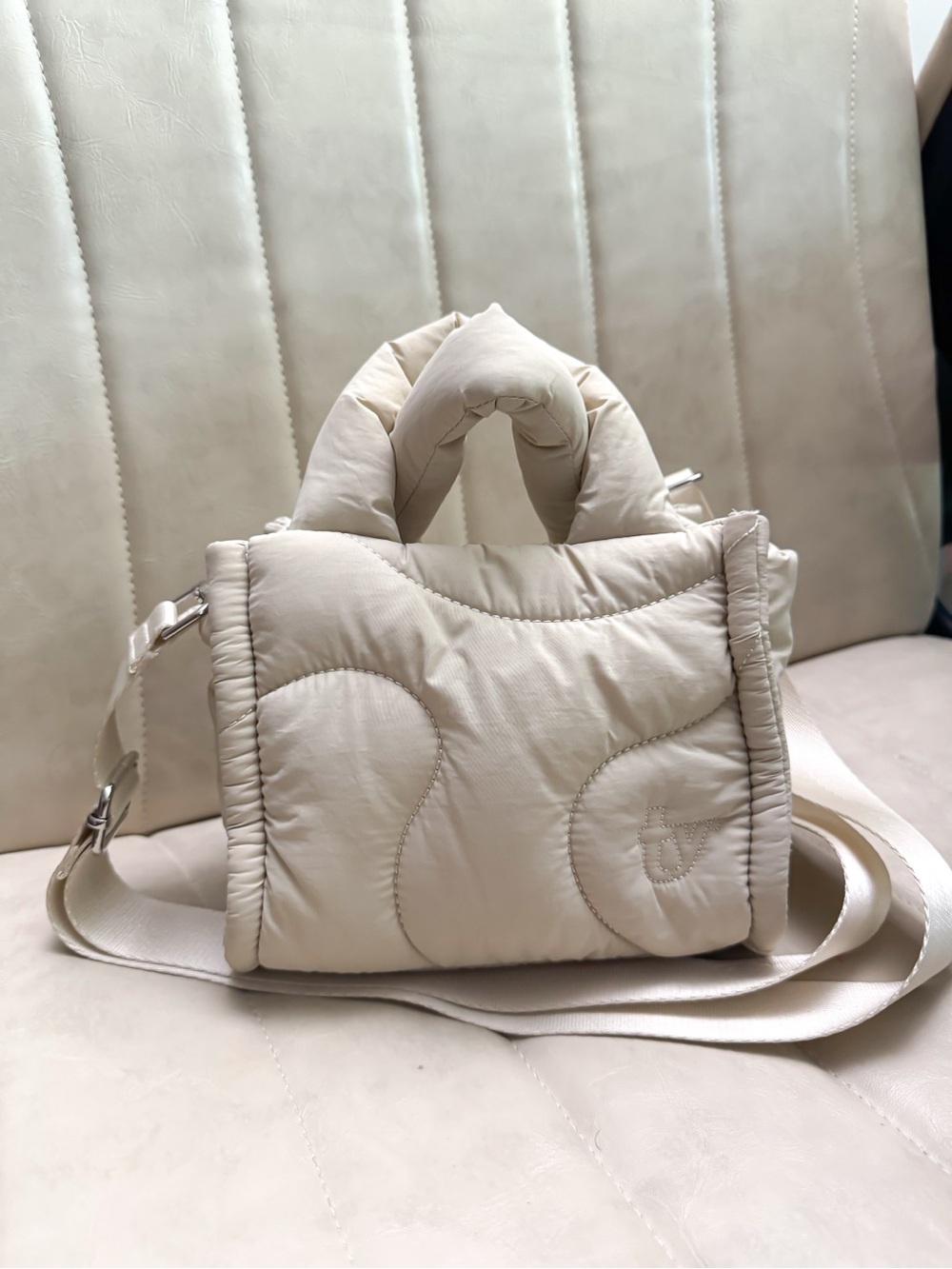 Thirty Years “The mini drift tote” in pebble color